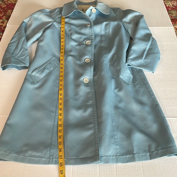 London Fog Vintage, gorgeous, light blue rain jacket women’s size 14 Petite - Picture 10 of 16